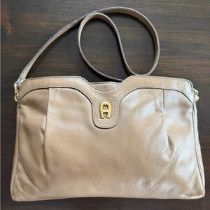 ✨ Vintage 80s Etienne Aigner Leather Shoulder Bag | Tan Equestrian Classic
